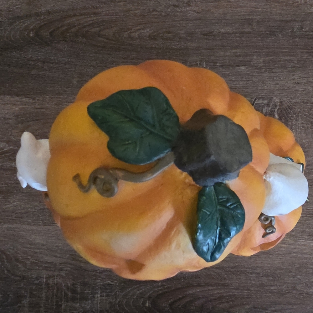 Halloween Vintage Ceramic Ghosts & Pumpkins Figurine Display - Picture 10 of 11